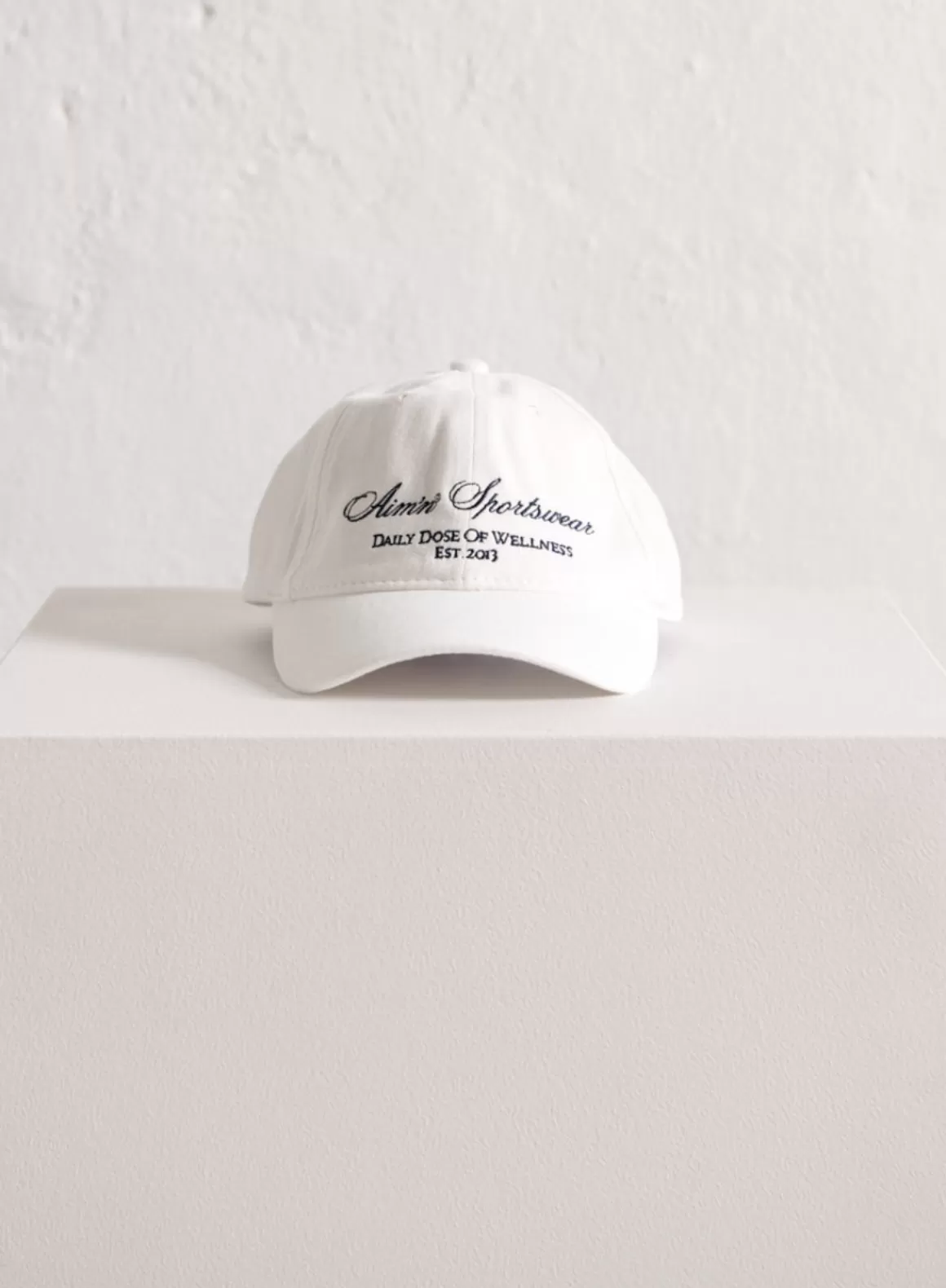 AIM’N Off White Heritage Cap