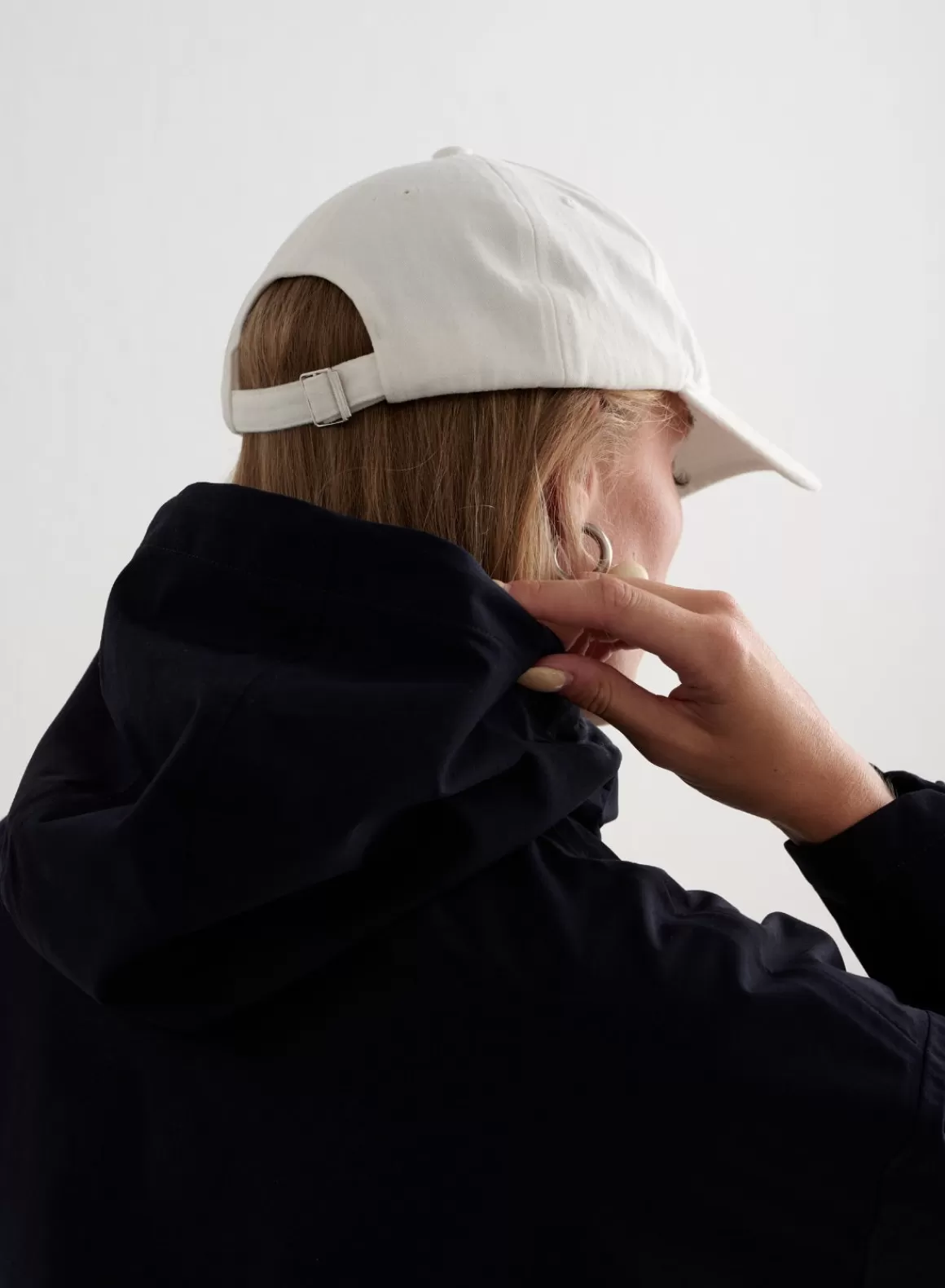 AIM’N Off White Heritage Cap